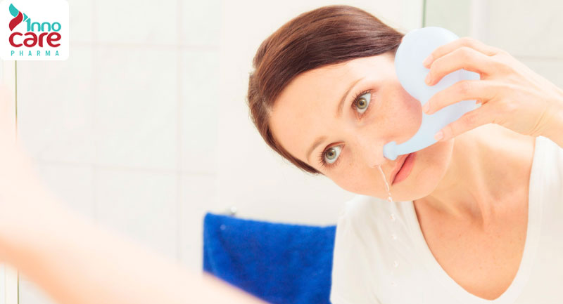 Bước 1: Tư thế chuẩn khi rửa mũi 1 Hướng dẫn cách rửa mũi cho người lớn sạch sẽ, an toàn