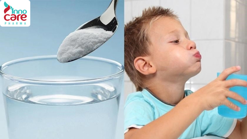 2. Hướng dẫn chi tiết cách làm sạch mũi họng an toàn cho bé 1 Hướng dẫn cách vệ sinh, rửa mũi cho bé dưới 3 tuổi sạch và an toàn