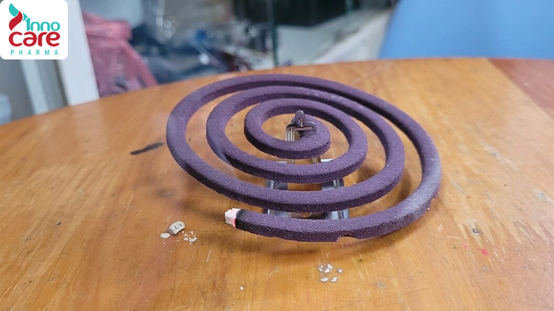 Đốt và hít khói nhang muỗi có độc không? Cần lưu ý gì?